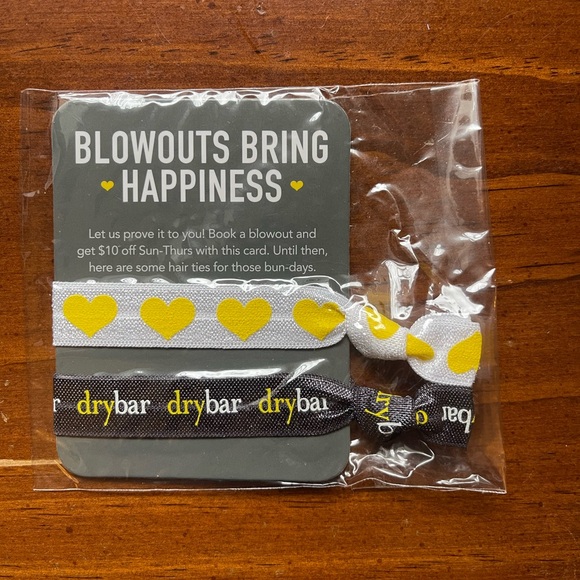 Drybar Other - Drybar Heart and Logo Hair Ties Set